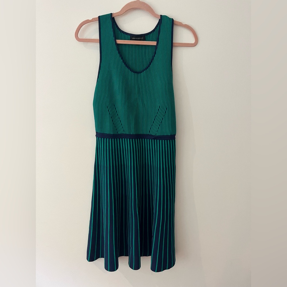BR size XS, jade & navy vertical striped dress
